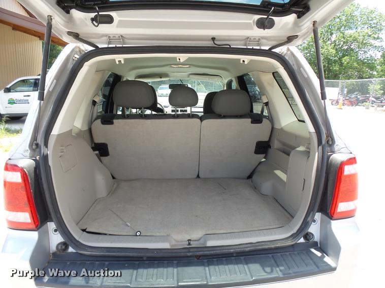 image for item CC9206 2009 Ford Escape Hybrid SUV