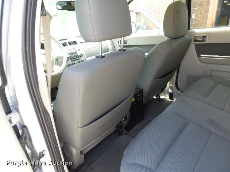 image for item CC9206 2009 Ford Escape Hybrid SUV