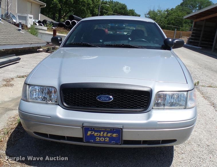 image for item CC9207 2008 Ford Crown Victoria Police Interceptor