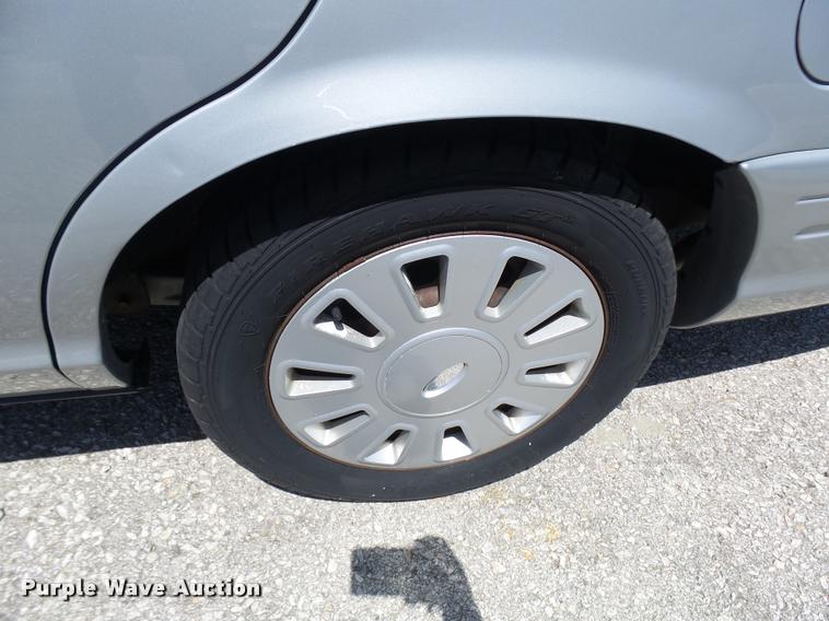 image for item CC9207 2008 Ford Crown Victoria Police Interceptor