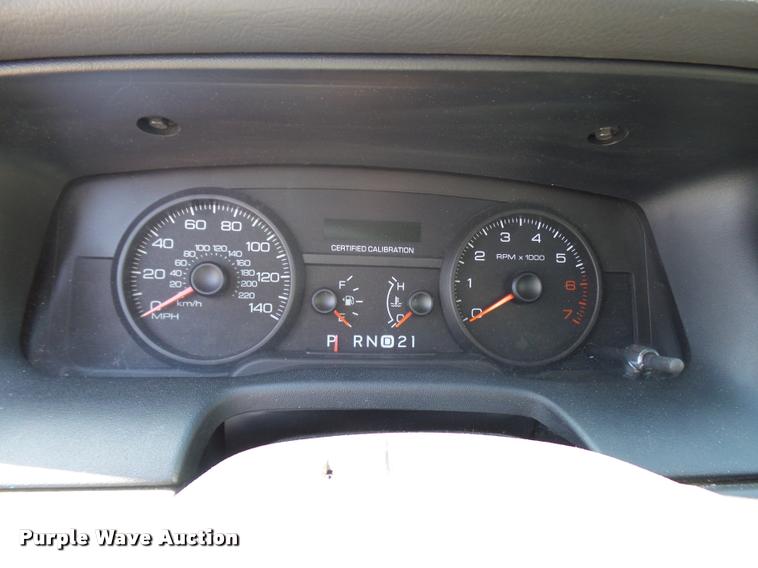 image for item CC9207 2008 Ford Crown Victoria Police Interceptor