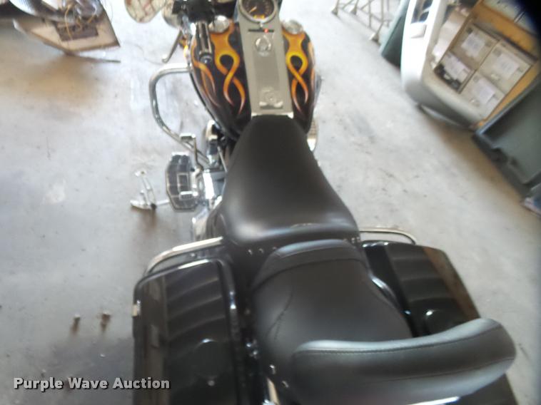 image for item DA5571 2004 Harley Davidson FLHPI Road King Police motorcycle