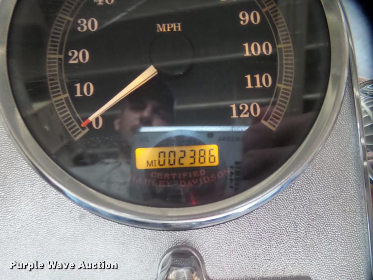 image for item DA5571 2004 Harley Davidson FLHPI Road King Police motorcycle