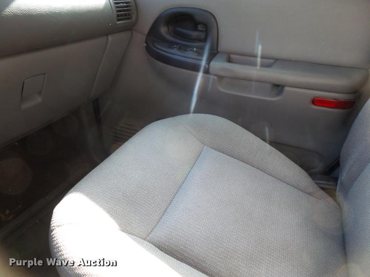 image for item DA6440 2003 Chevrolet Venture van