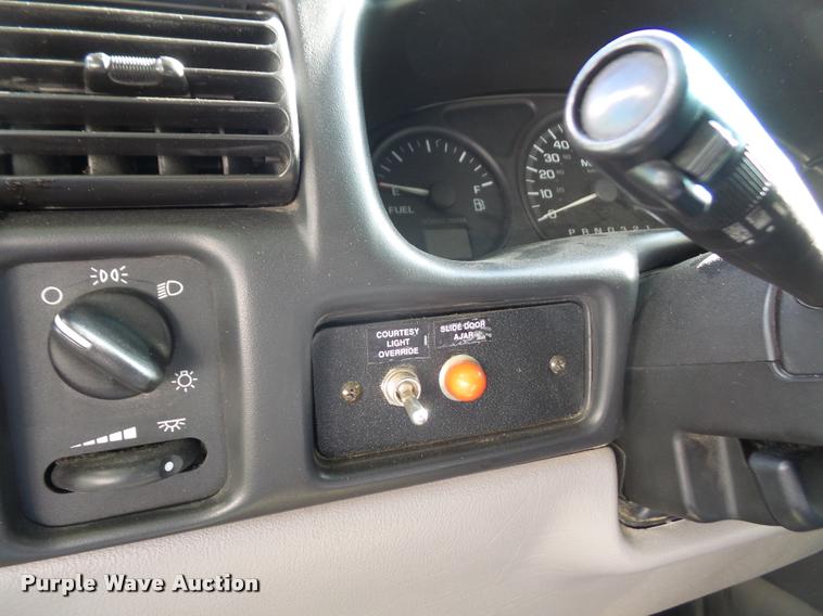 image for item DA6440 2003 Chevrolet Venture van