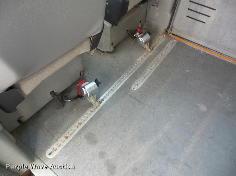 image for item DA6440 2003 Chevrolet Venture van