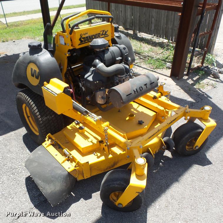 image for item DA6463 2010 Wright Stander W5ZK52 lawn mower