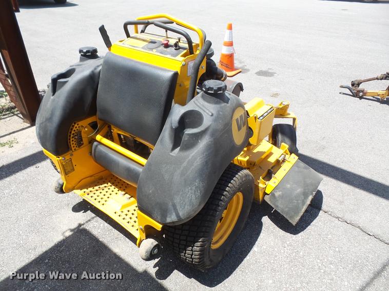 image for item DA6463 2010 Wright Stander W5ZK52 lawn mower