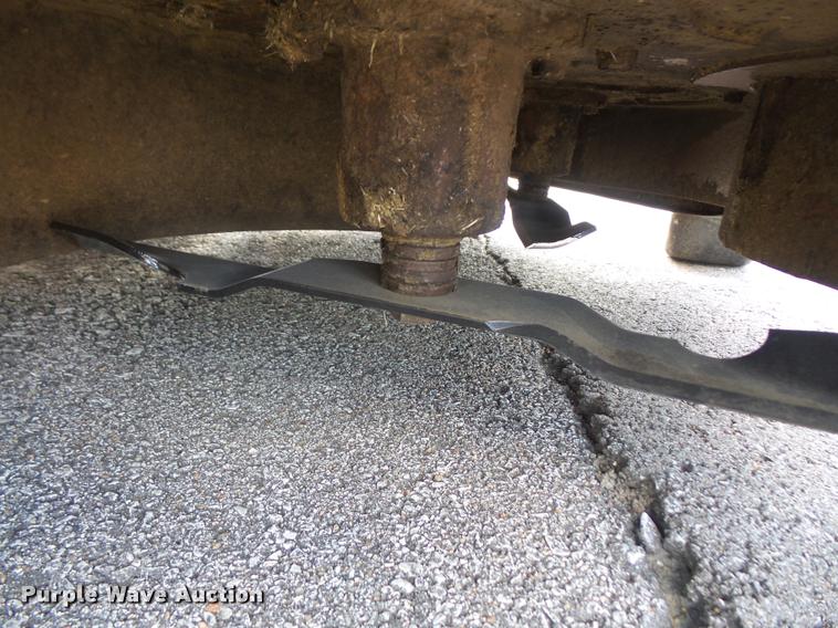 image for item DA6463 2010 Wright Stander W5ZK52 lawn mower