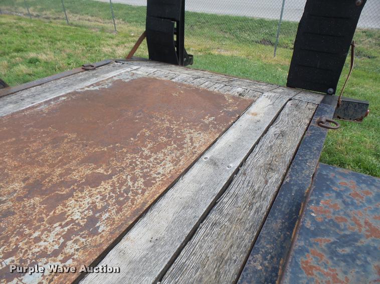 image for item DA6465 1999 Redi Haul FSL1627E-102 equipment trailer