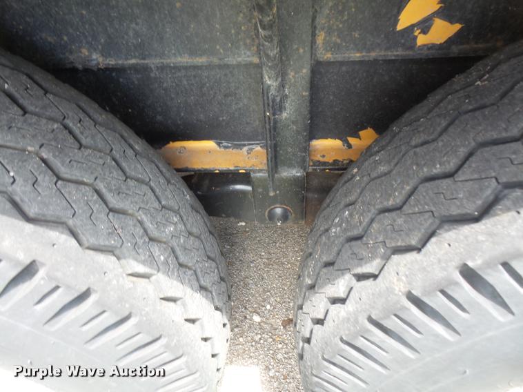 image for item DA6465 1999 Redi Haul FSL1627E-102 equipment trailer