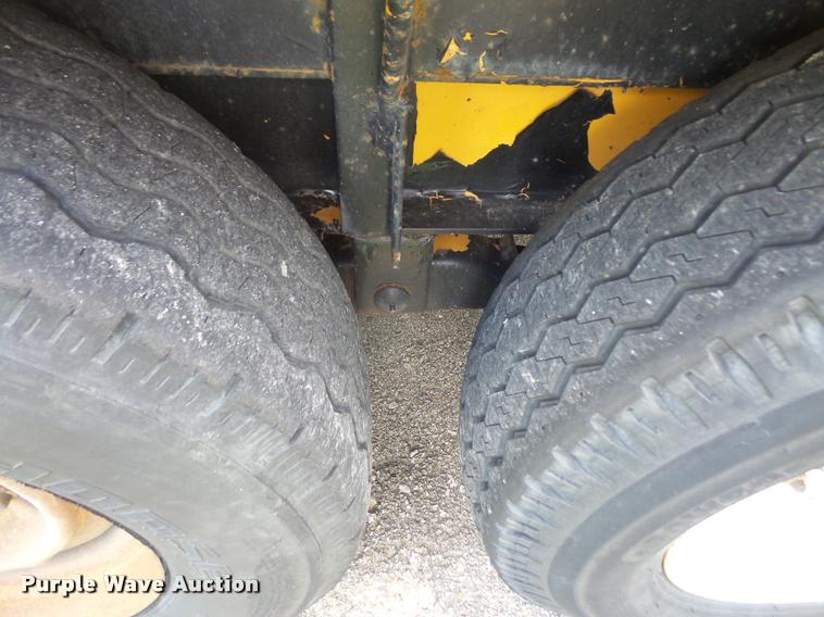 image for item DA6465 1999 Redi Haul FSL1627E-102 equipment trailer