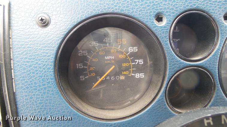 image for item DA7939 1986 Chevrolet G30 utility van