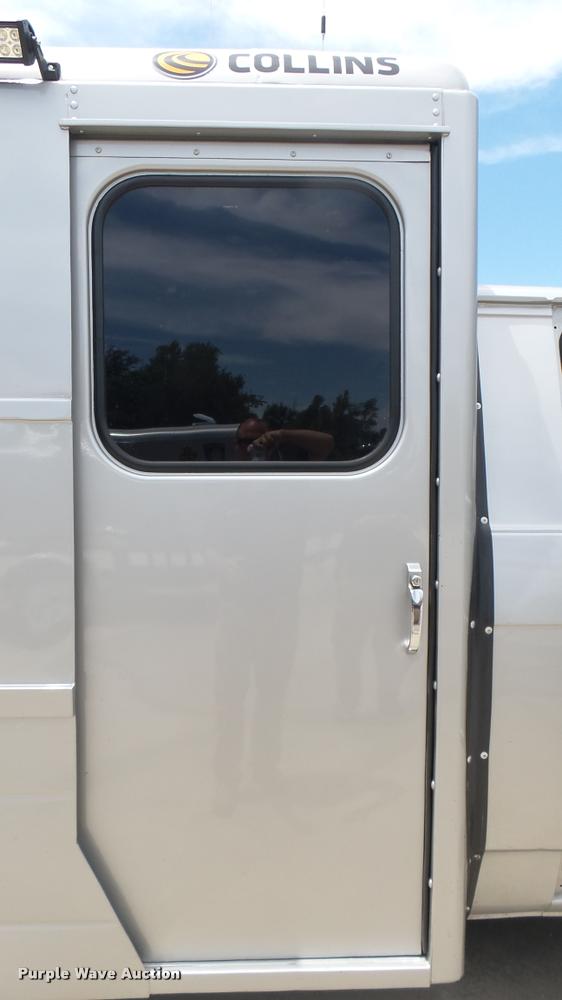 image for item DA7939 1986 Chevrolet G30 utility van