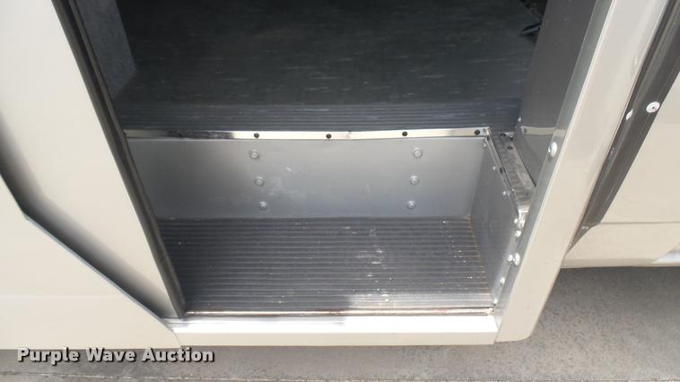 image for item DA7939 1986 Chevrolet G30 utility van