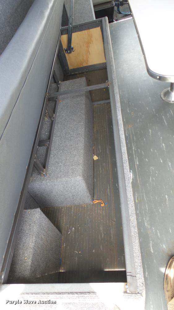 image for item DA7939 1986 Chevrolet G30 utility van