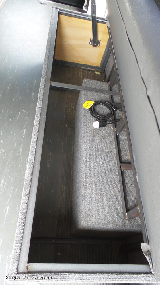 image for item DA7939 1986 Chevrolet G30 utility van