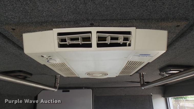 image for item DA7939 1986 Chevrolet G30 utility van