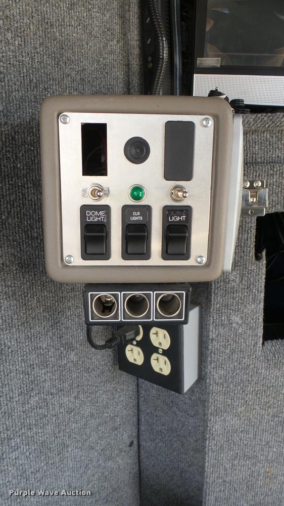 image for item DA7939 1986 Chevrolet G30 utility van