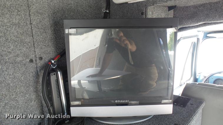 image for item DA7939 1986 Chevrolet G30 utility van