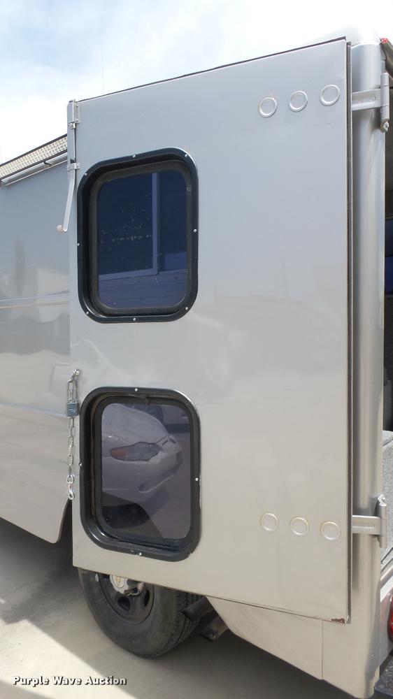 image for item DA7939 1986 Chevrolet G30 utility van