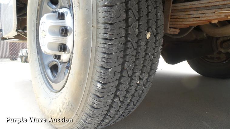 image for item DA7939 1986 Chevrolet G30 utility van