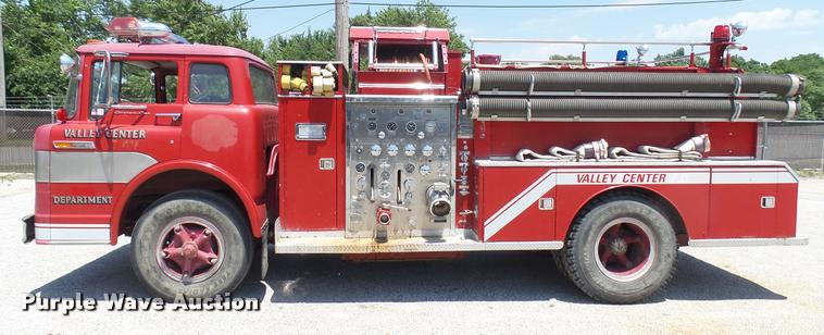 image for item DA7964 1972 Ford Bean fire truck