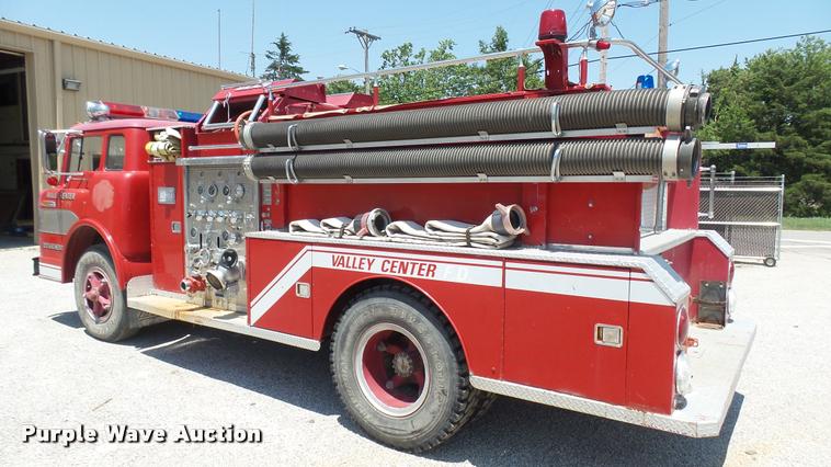image for item DA7964 1972 Ford Bean fire truck