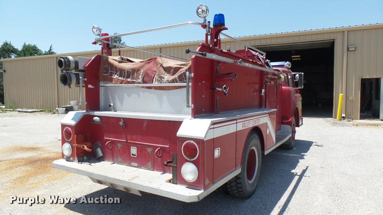 image for item DA7964 1972 Ford Bean fire truck