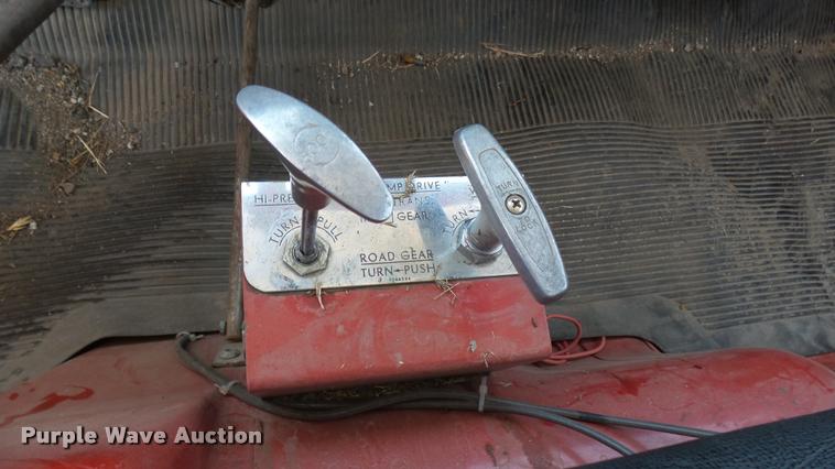 image for item DA7964 1972 Ford Bean fire truck