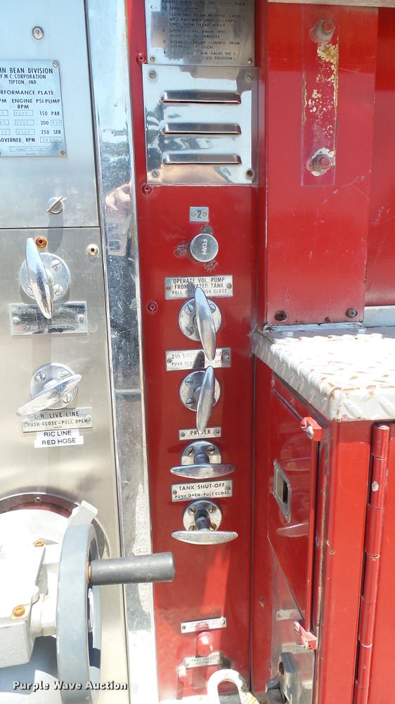 image for item DA7964 1972 Ford Bean fire truck