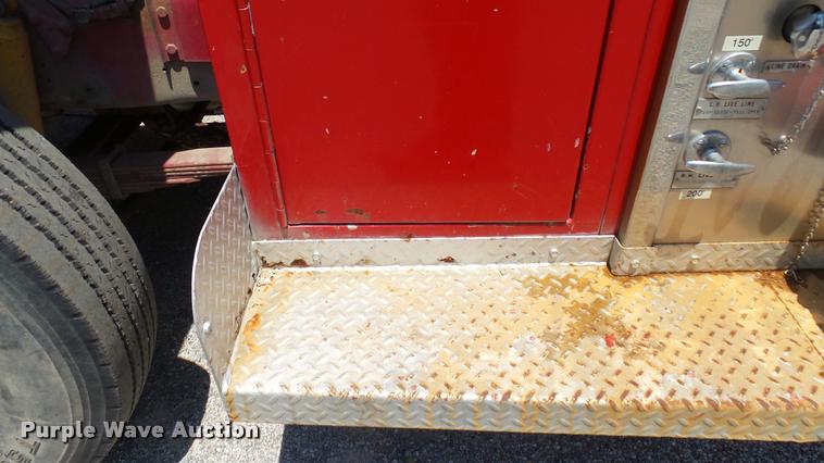 image for item DA7964 1972 Ford Bean fire truck