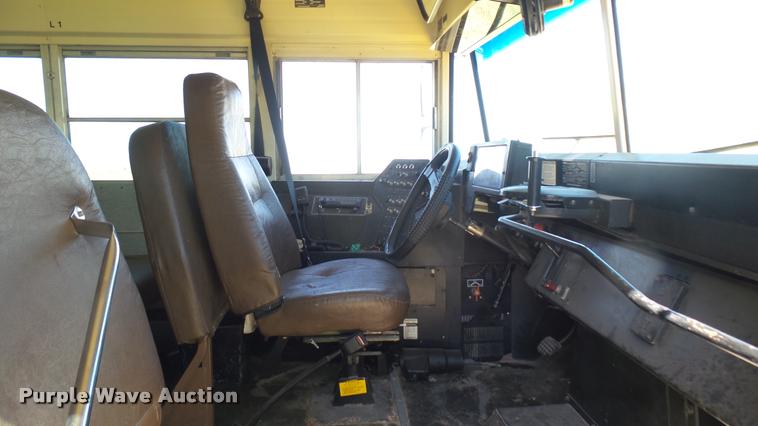 image for item DA7967 1998 Chevrolet Blue Bird school bus