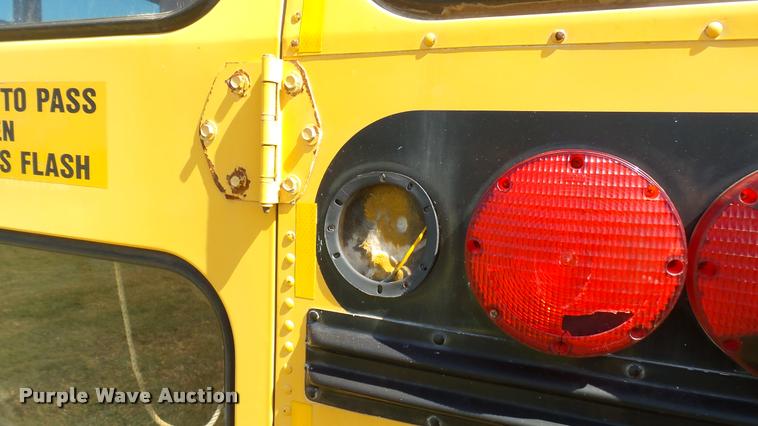 image for item DA7967 1998 Chevrolet Blue Bird school bus