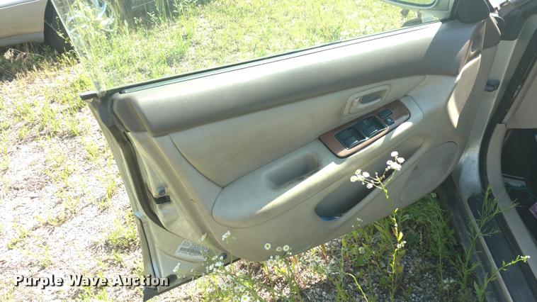 image for item DB0990 1997 Lexus ES 300