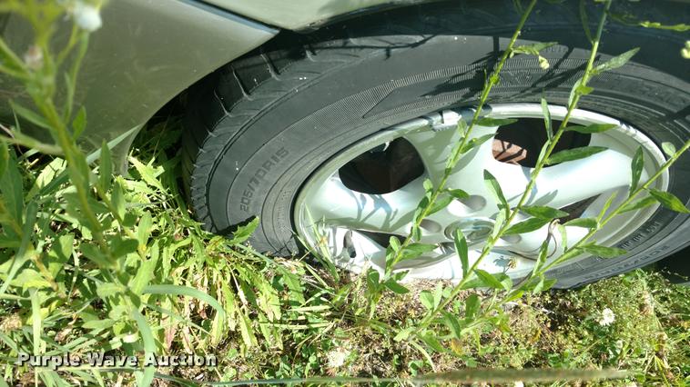 image for item DB0990 1997 Lexus ES 300