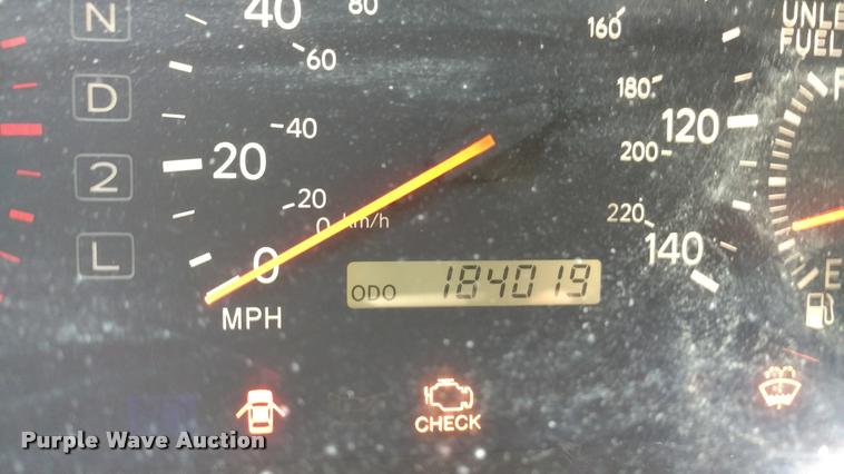 image for item DB0990 1997 Lexus ES 300