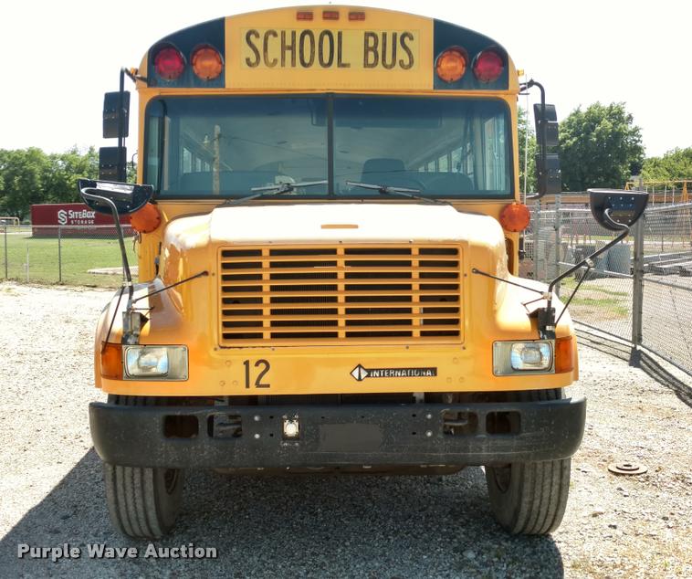image for item DB0994 1999 International 3800 school bus