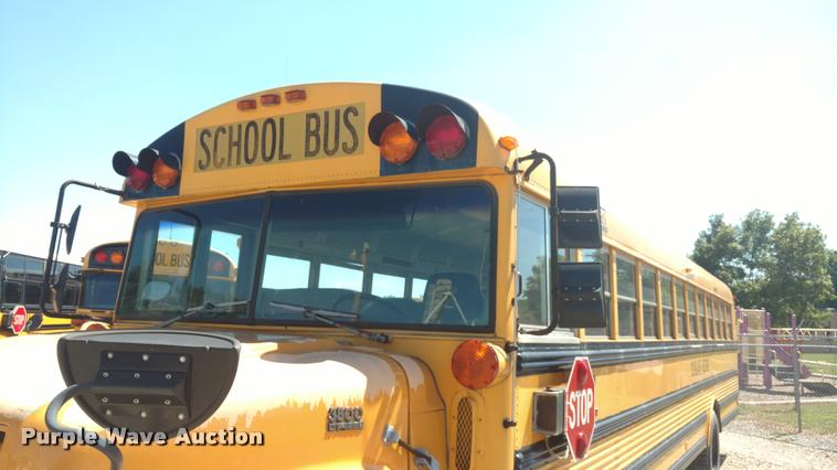 image for item DB0994 1999 International 3800 school bus