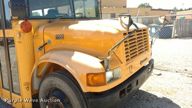 image for item DB0994 1999 International 3800 school bus