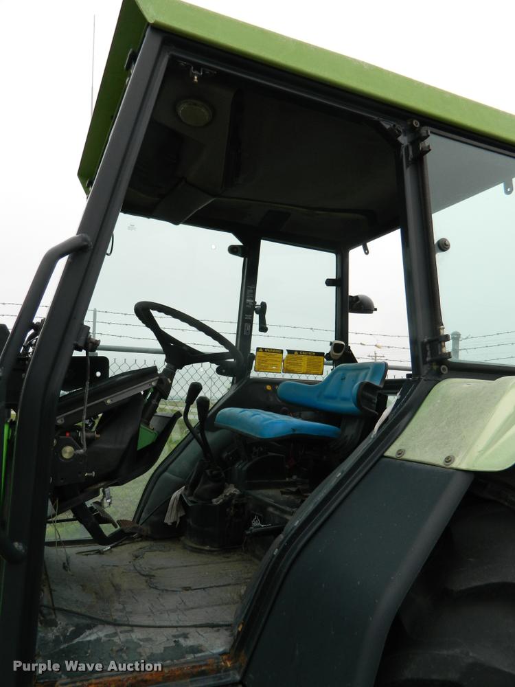 image for item DB1002 1987 Deutz D1070-S tractor