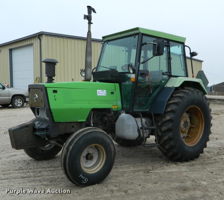 image for item DB1004 1987 Deutz D1070-S tractor
