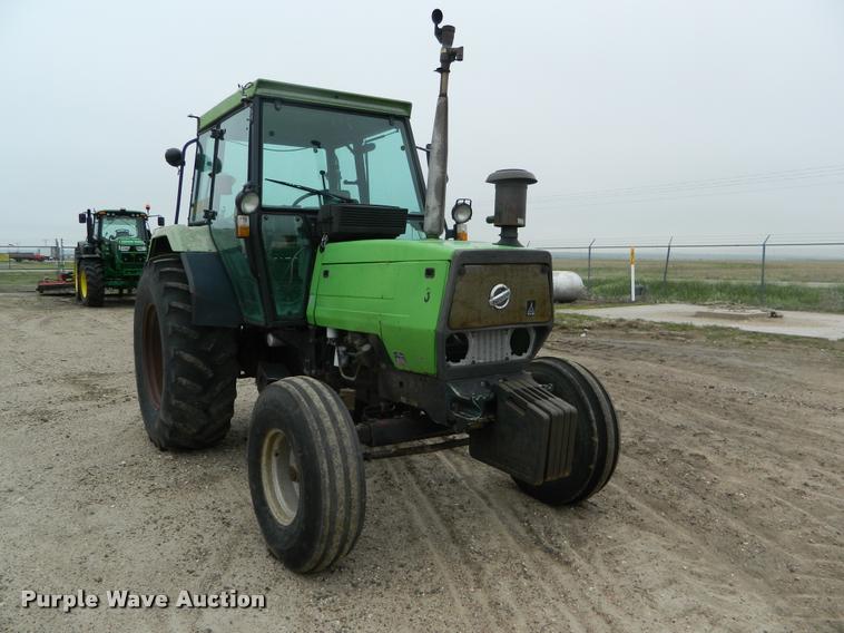 image for item DB1004 1987 Deutz D1070-S tractor