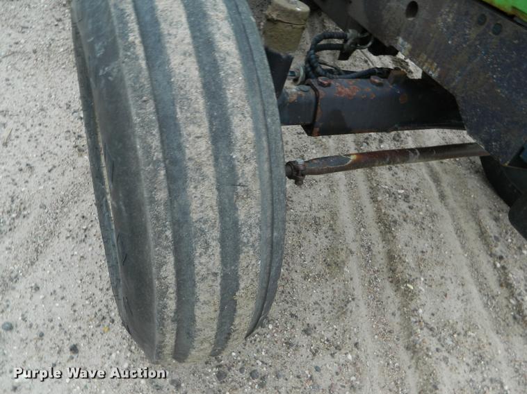 image for item DB1004 1987 Deutz D1070-S tractor