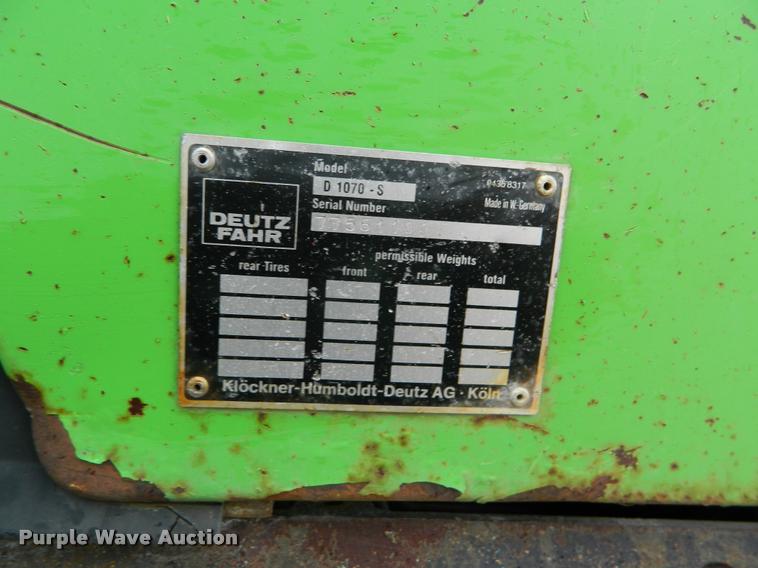 image for item DB1004 1987 Deutz D1070-S tractor