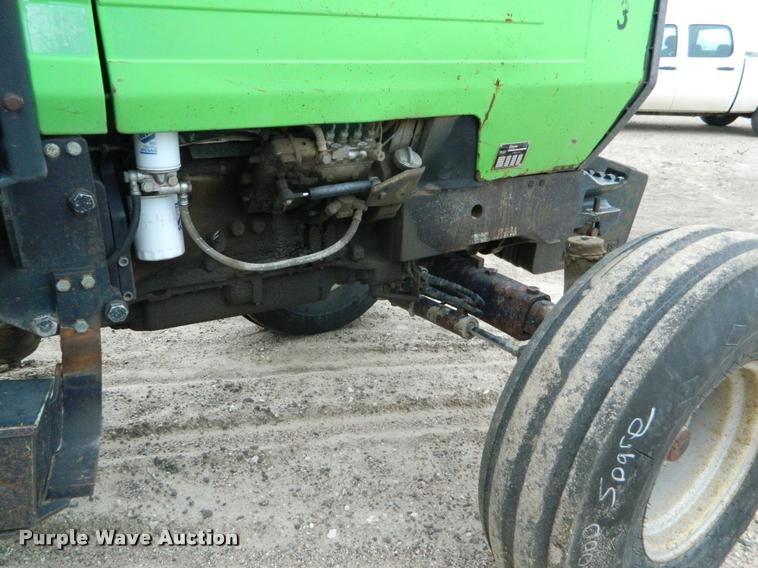 image for item DB1004 1987 Deutz D1070-S tractor
