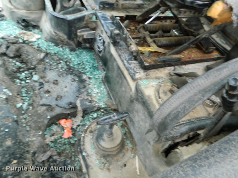 image for item DB1004 1987 Deutz D1070-S tractor