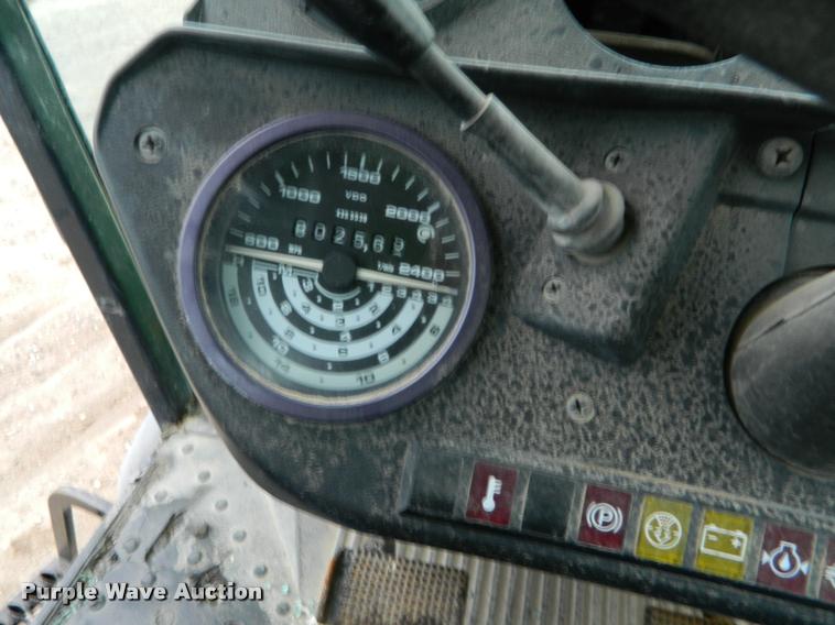 image for item DB1004 1987 Deutz D1070-S tractor