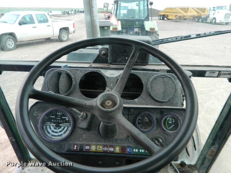 image for item DB1004 1987 Deutz D1070-S tractor