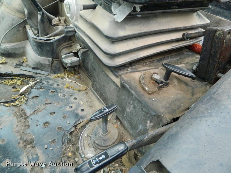 image for item DB1005 1987 Deutz D1070-S tractor